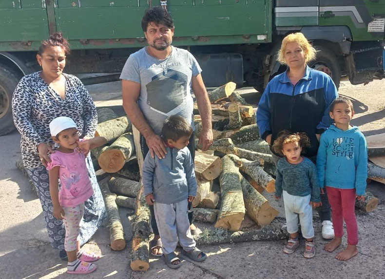 Firewood distributed to families in North Macedonia
